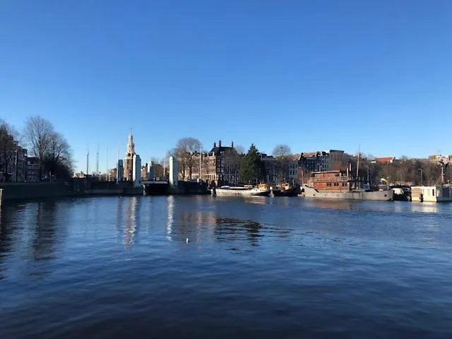 Hotel Botel Elodie Ámsterdam Países Bajos