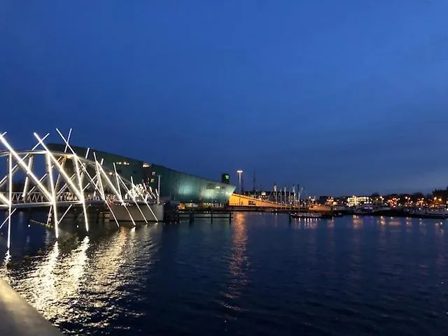 Hotel Botel Elodie Ámsterdam